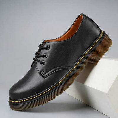 Men’s Classic 3-Eyelet Derby Shoes
