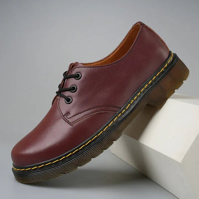 Men’s Classic 3-Eyelet Derby Shoes